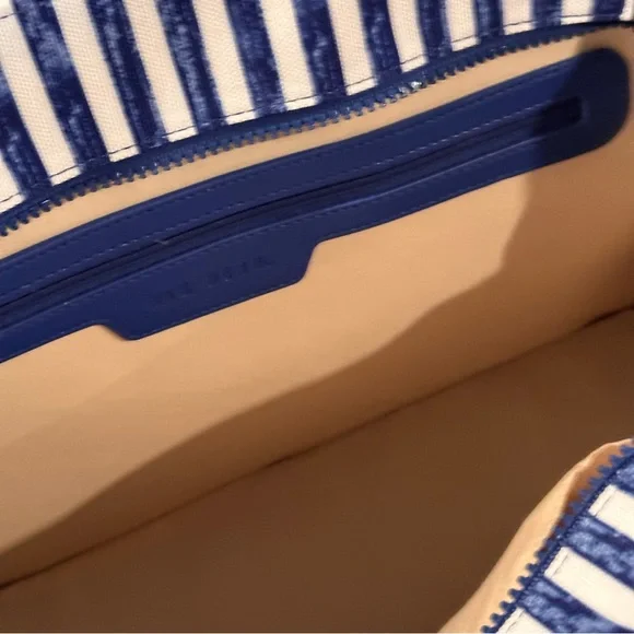 Rae Dunn POOLSIDE Blue and White Stripe Print Poolside Shopper Square Tote NEW! - Picture 6 of 7